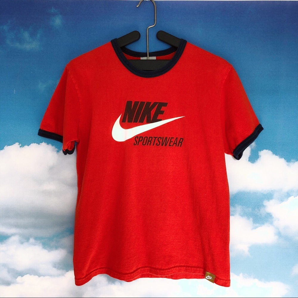 *sold* Vintage nike tee